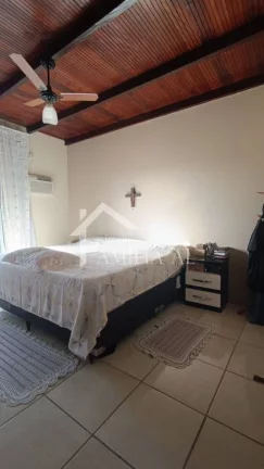 Imagem SOBRADO COM EDÍCULA NO PARQUE GUARANI