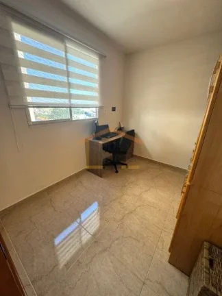 Imagem Apartamento à venda com 2 dormitórios, 1 banheiro, sala para dois ambientes, cozinha integrada à ...