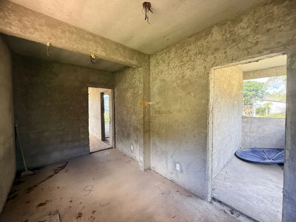Imagem Casa em Condomínio para Venda em Teresópolis / RJ no bairro Albuquerque