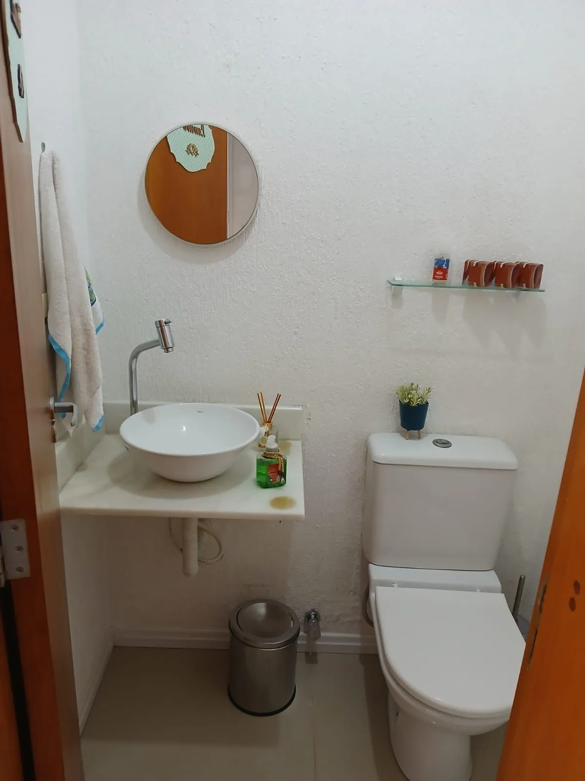 Imagem Casa a venda com piscina de 3 dormitórios em porto alegre