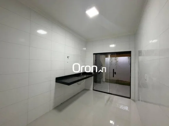 Imagem Casa com 2 dormitórios à venda, 78 m² por R$ 295.000,00 - Jardim Marques de Abreu - Goiânia/GO