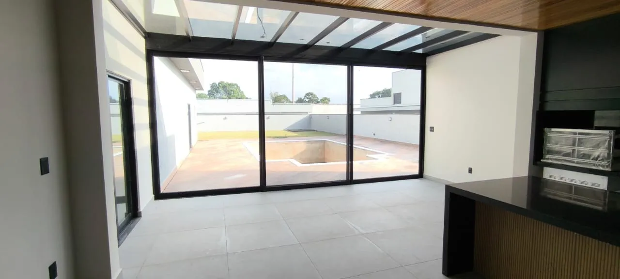 Imagem Casa de Condomínio com 3 Suítes e 5 banheiros à Venda, 528 m² por R$ 5.800.000