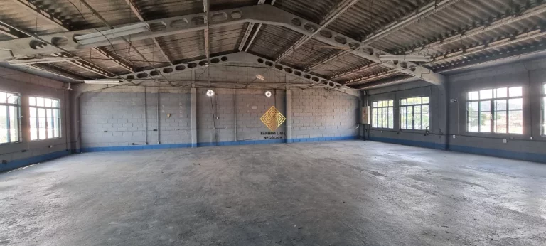 Imagem GALPÃO MEZANINO ÓTIMA LOCALIZAÇÃO NA MUTINGA DE 480M², ACESSO A RODOVIA ANHANGUERA E FÁCIL ACESSO AS MARGINAIS - JARDIM SANTO ELIAS - SÃO PAULO / SP