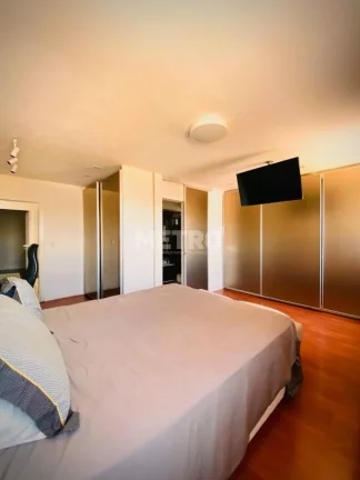 Imagem Aparteamento com sala ampla, 4 quartos, sendo 02 suítes, 02 varandas.