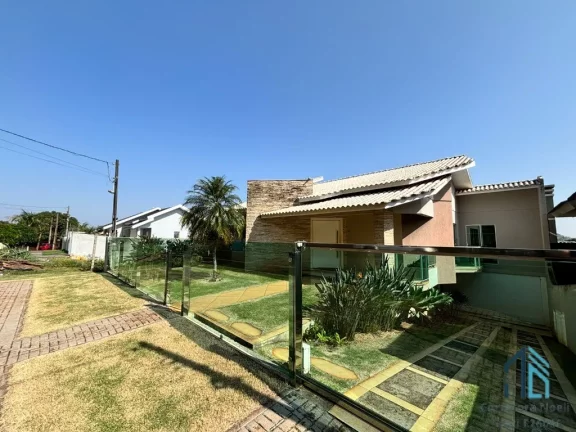Foto do imóvel Casa moderna, 04 quartos c/suítes, piscina, área de laser em São Miguel do Oeste PR