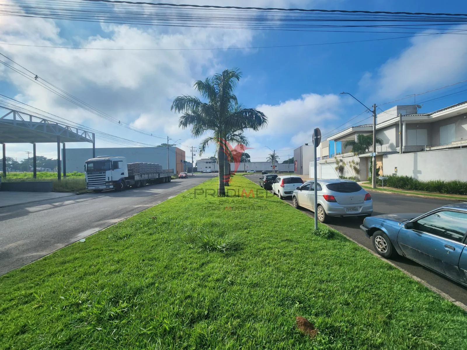 Imagem Lindo Lote Plano Esquina para venda no Campestre