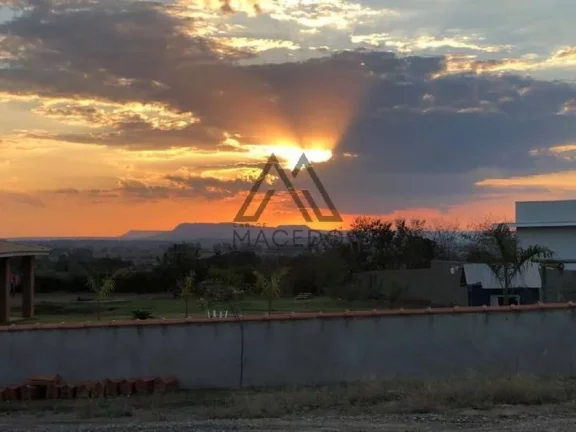 Imagem Sobrado de alto padrão no Residencial Fazenda Victória