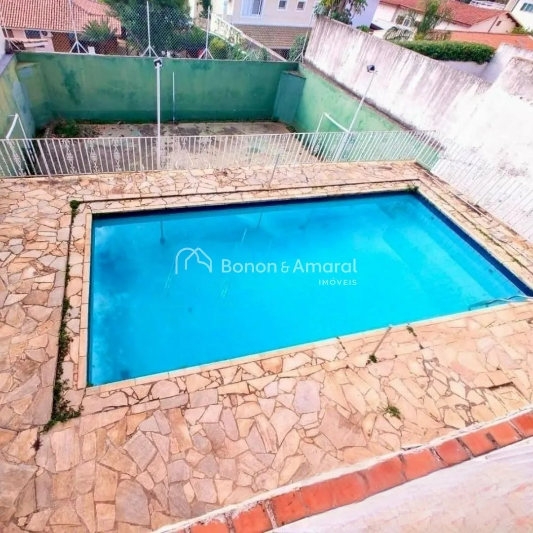 Imagem Casa à venda com 4 dormitórios, 2 suítes, 309 m² no San Conrado