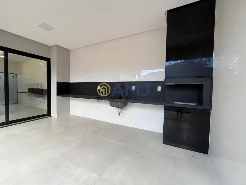 Imagem Casa Térrea de Alto Padrão no Residencial Garavelo Park