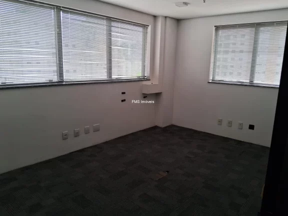 Imagem Sala Comercial de Alto Padrão no Brooklin Paulista, São Paulo-SP - 3 salas, 2 vagas, 70m² de área