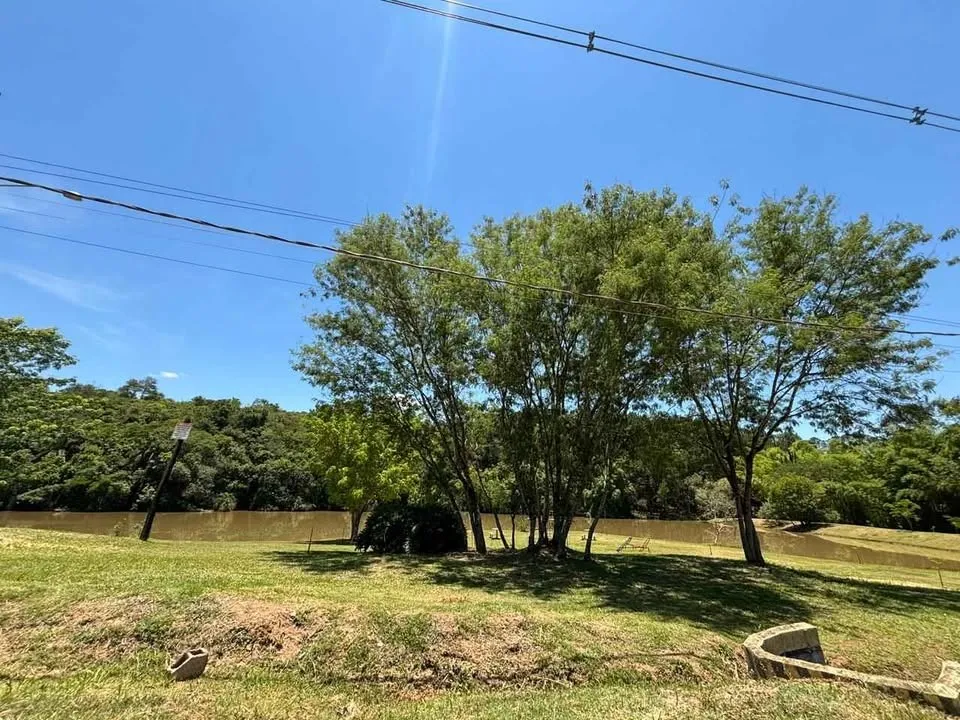 Imagem Chácara 2 Dormitórios 700m² Terreno à Venda ? Condomínio Aquarius Araçoiaba da Serra/SP