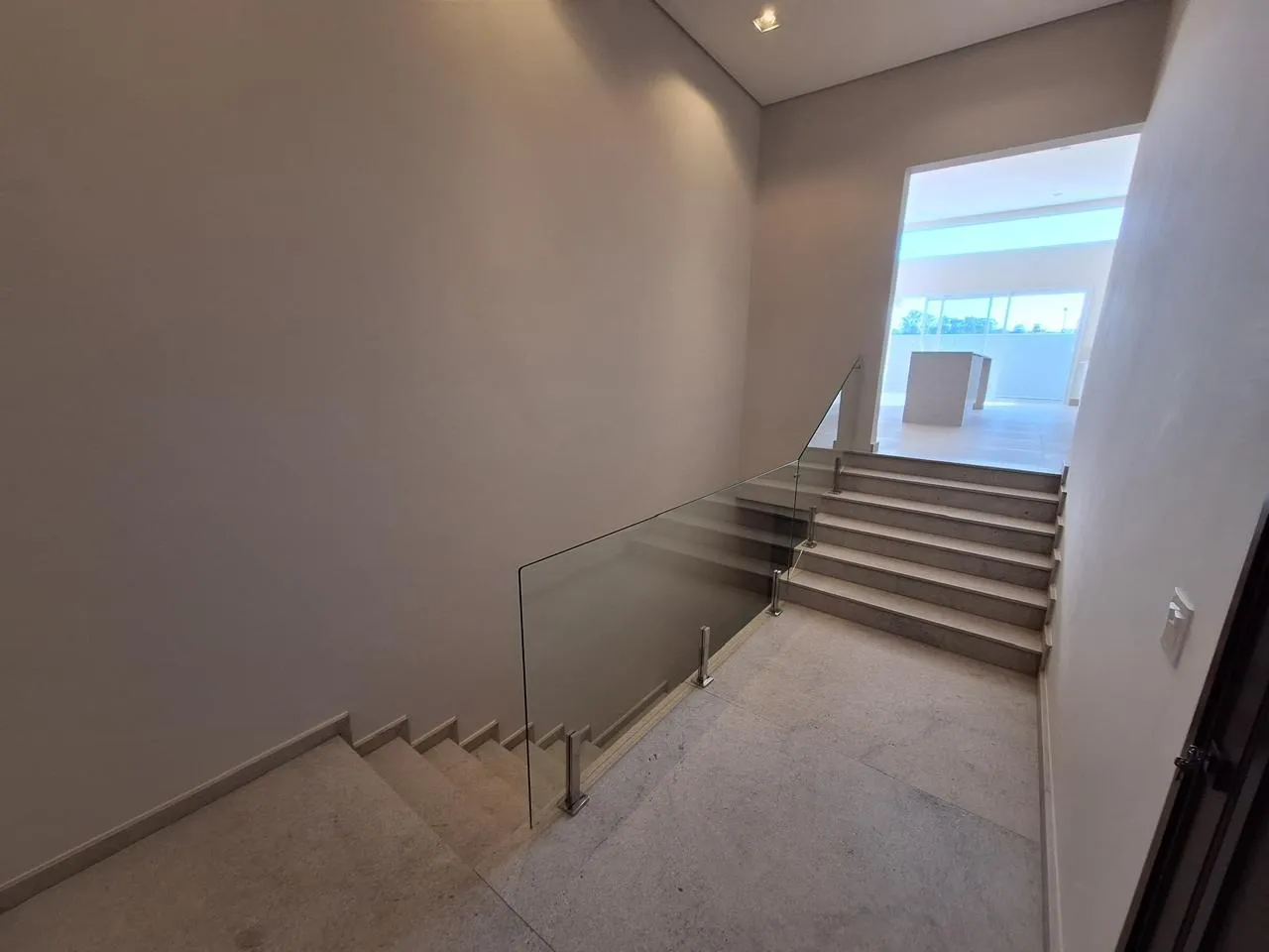 Imagem Casa de Alto Padrão Localizada no Alphaville Castelo Itu- Venda/ Locação
