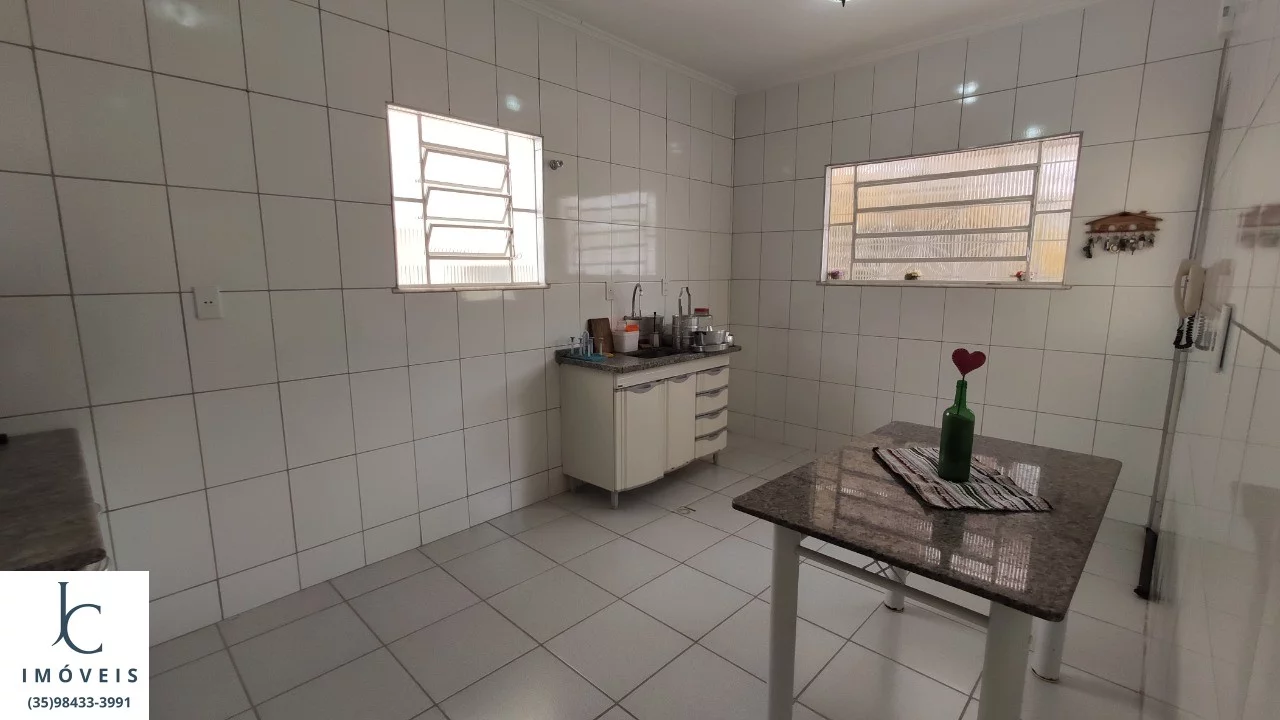 Imagem CASA RESIDENCIAL em SÃO LOURENÇO - MG, Centro