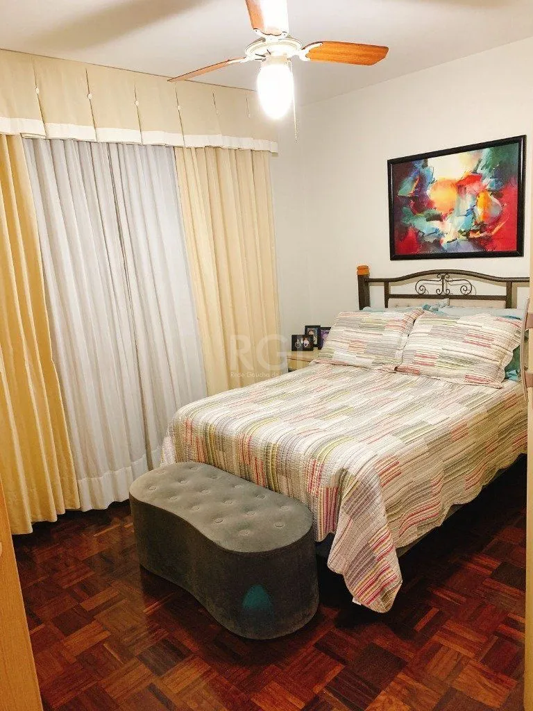 Imagem Apartamento no bairro Auxiliadora de 3 dormitórios e vaga