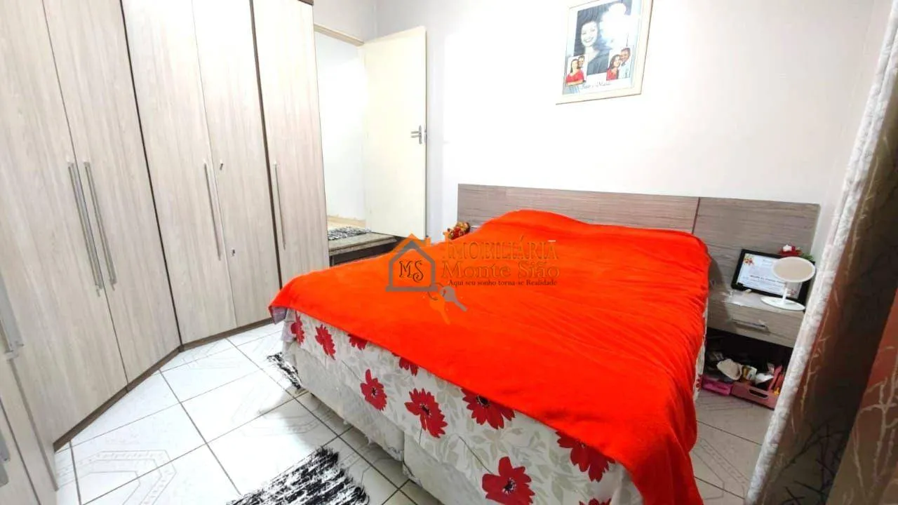 Imagem Sobrado com 4 dormitórios à venda, 300 m² por R$ 650.000,00 - Cidade Jardim Cumbica - Guarulhos/SP