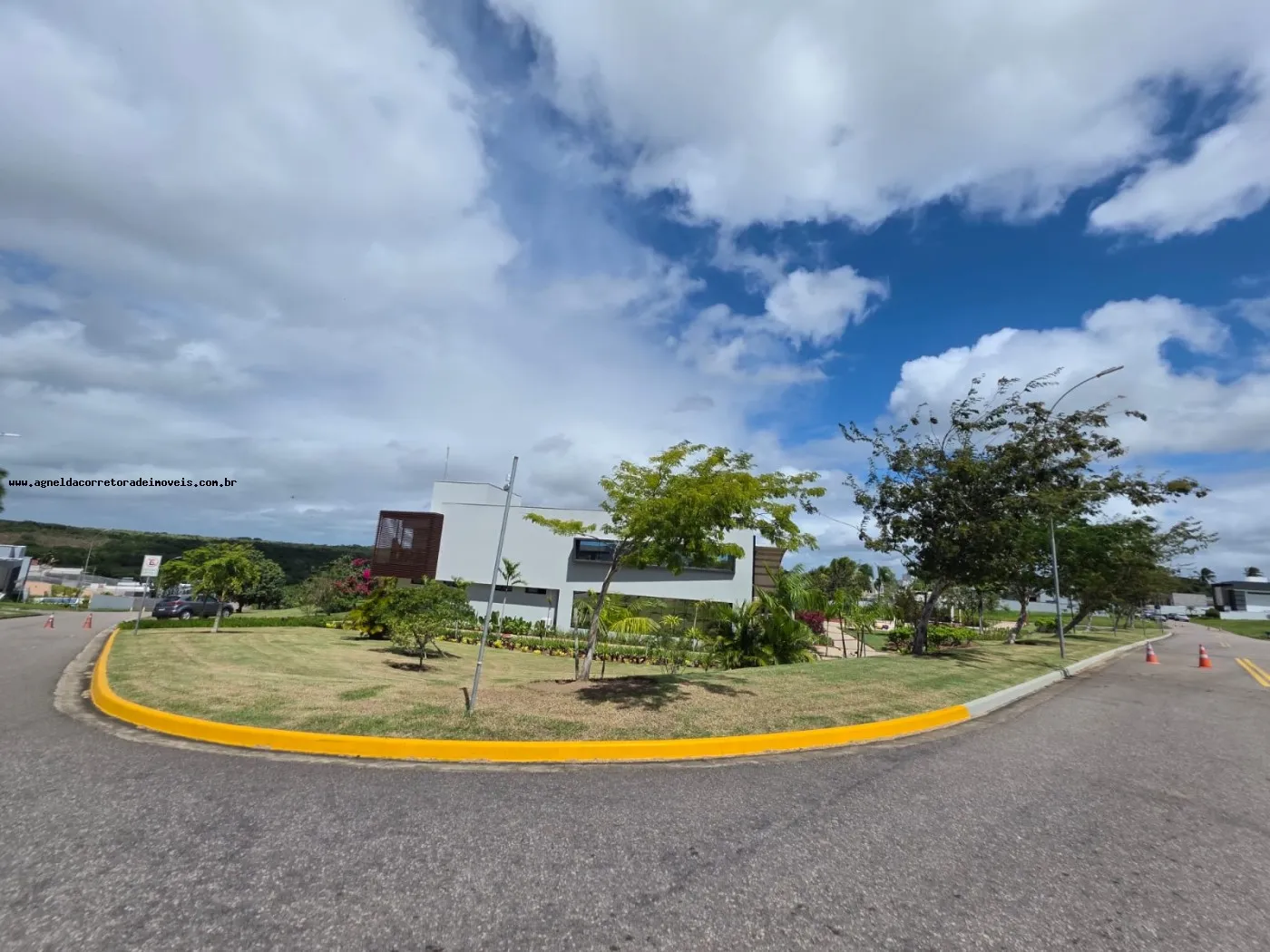 Imagem Lote para Venda em Parnamirim, Cajupiranga