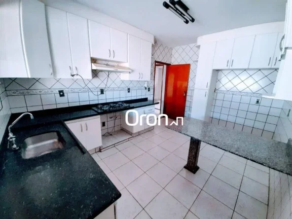 Imagem Sobrado à venda, 253 m² por R$ 1.480.000,00 - Jardim América - Goiânia/GO