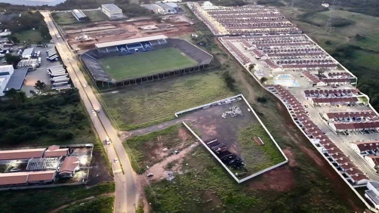 Imagem Terreno/Lote Residencial para venda no bairro Distrito Industrial em Cachoeirinha