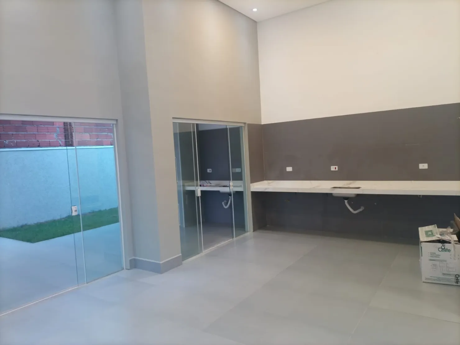 Imagem Casa à venda 3 Quartos, 1 Suite, 300M², Piracangaguá, Taubaté - SP | Condomínio Ouroville
