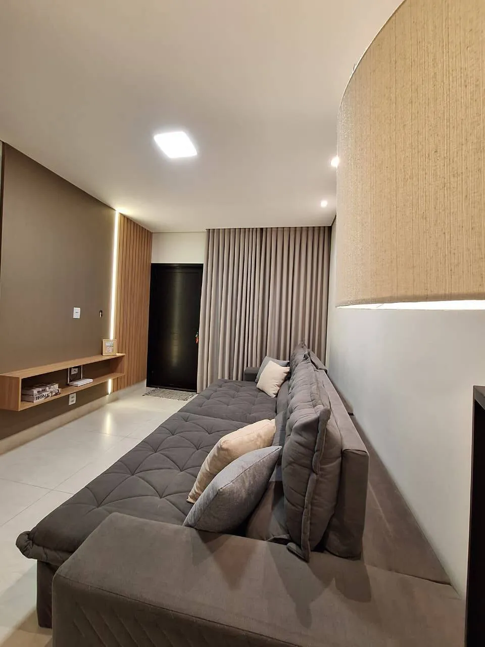 Imagem Casa 3 Quartos sendo 1 Suite Condomínio São José Bairro Distrito Industrial