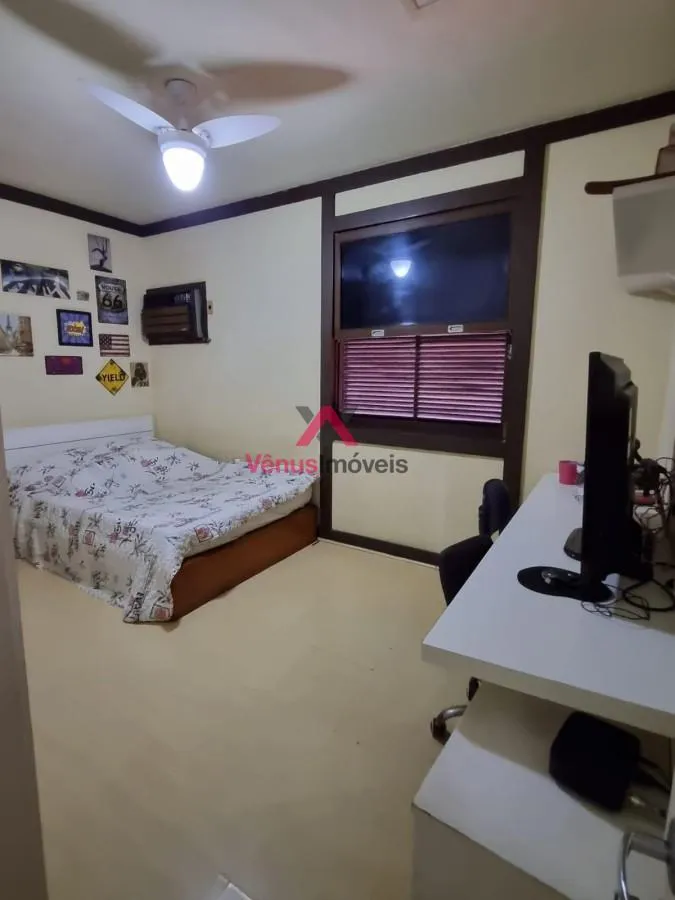 Imagem Casa em Condomínio para Venda em Rio de Janeiro, Campo Grande, 3 dormitórios, 1 suíte, 3 banheiros, 2 vagas