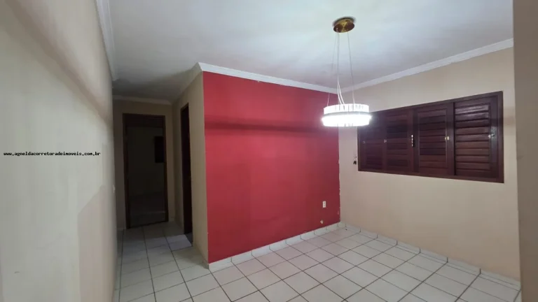 Imagem Casa para Venda em Parnamirim, Nova Parnamirim, 3 dormitórios, 1 suíte, 2 banheiros, 2 vagas