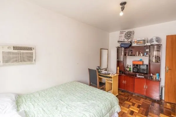 Imagem Vende-se apartamento com 2 quartos, 62 m² e 1 vaga