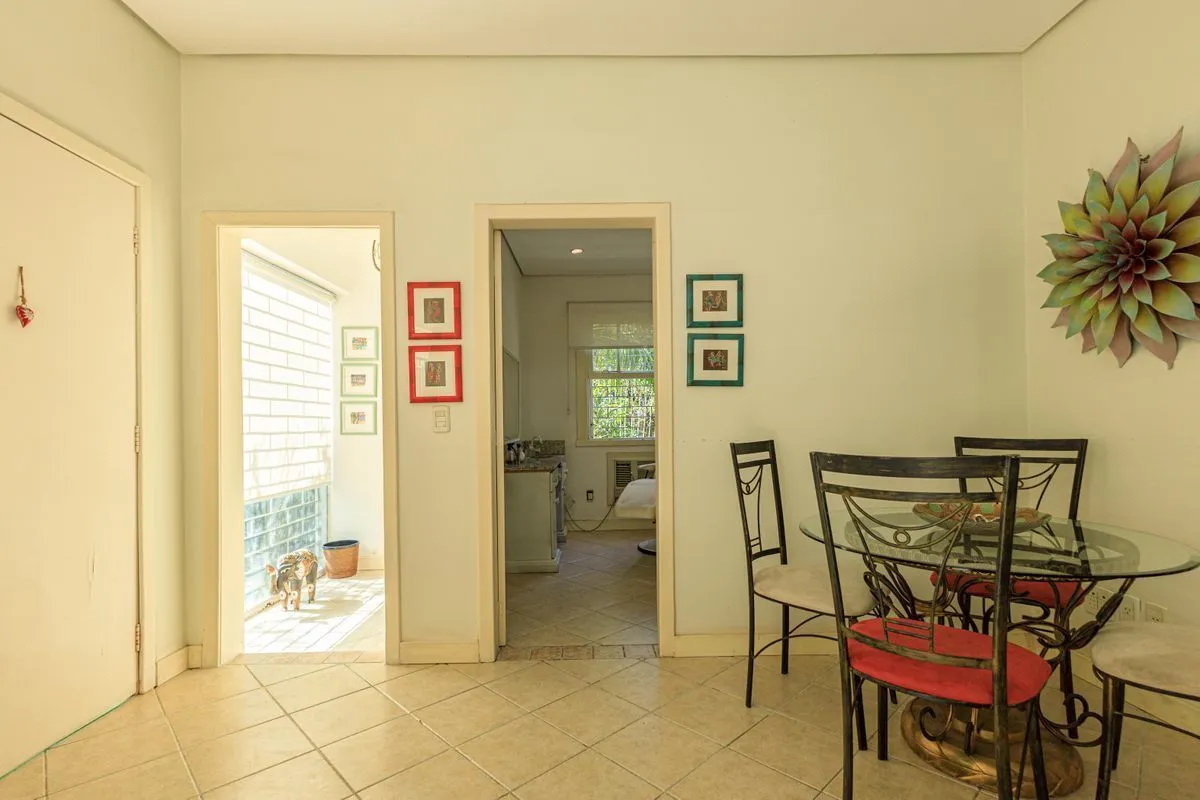 Imagem Casa 4 dormitórios Petrópolis
