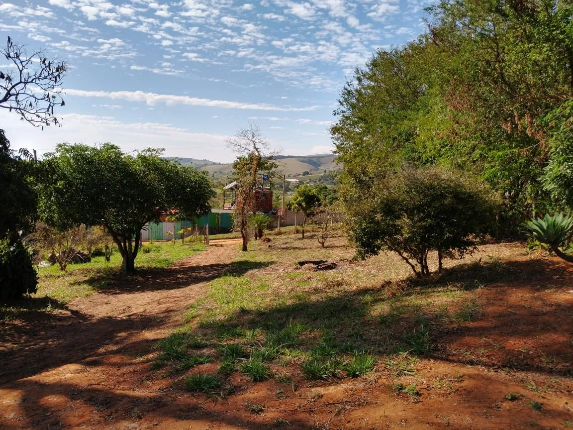 Imagem Chácara à venda 3 Quartos, 1 Suite, 10 Vagas, 2000M², Goiabal, Pindamonhangaba - SP
