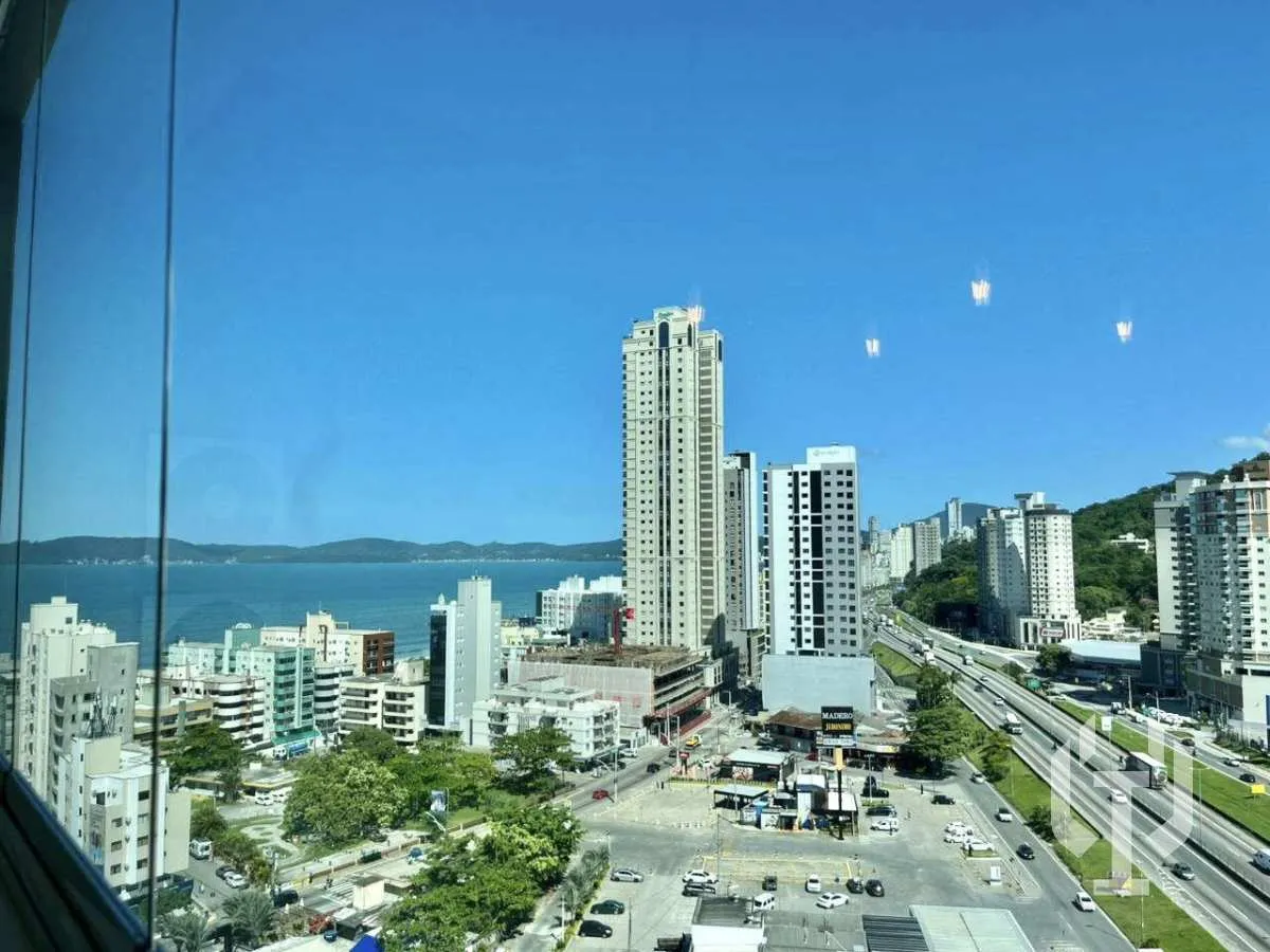 Imagem Apartamento à venda, no Green tower em Itapema, Centro, com 2 quartos, 87m2