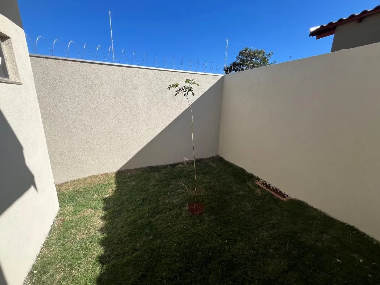 Imagem Residencial Azaléia | Casa com 3 Quartos, Suíte e 125 m² de Terreno