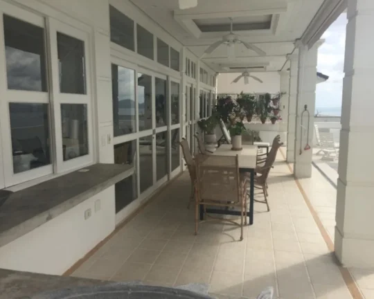 Imagem Excelente Casa no Condomínio Península!!!