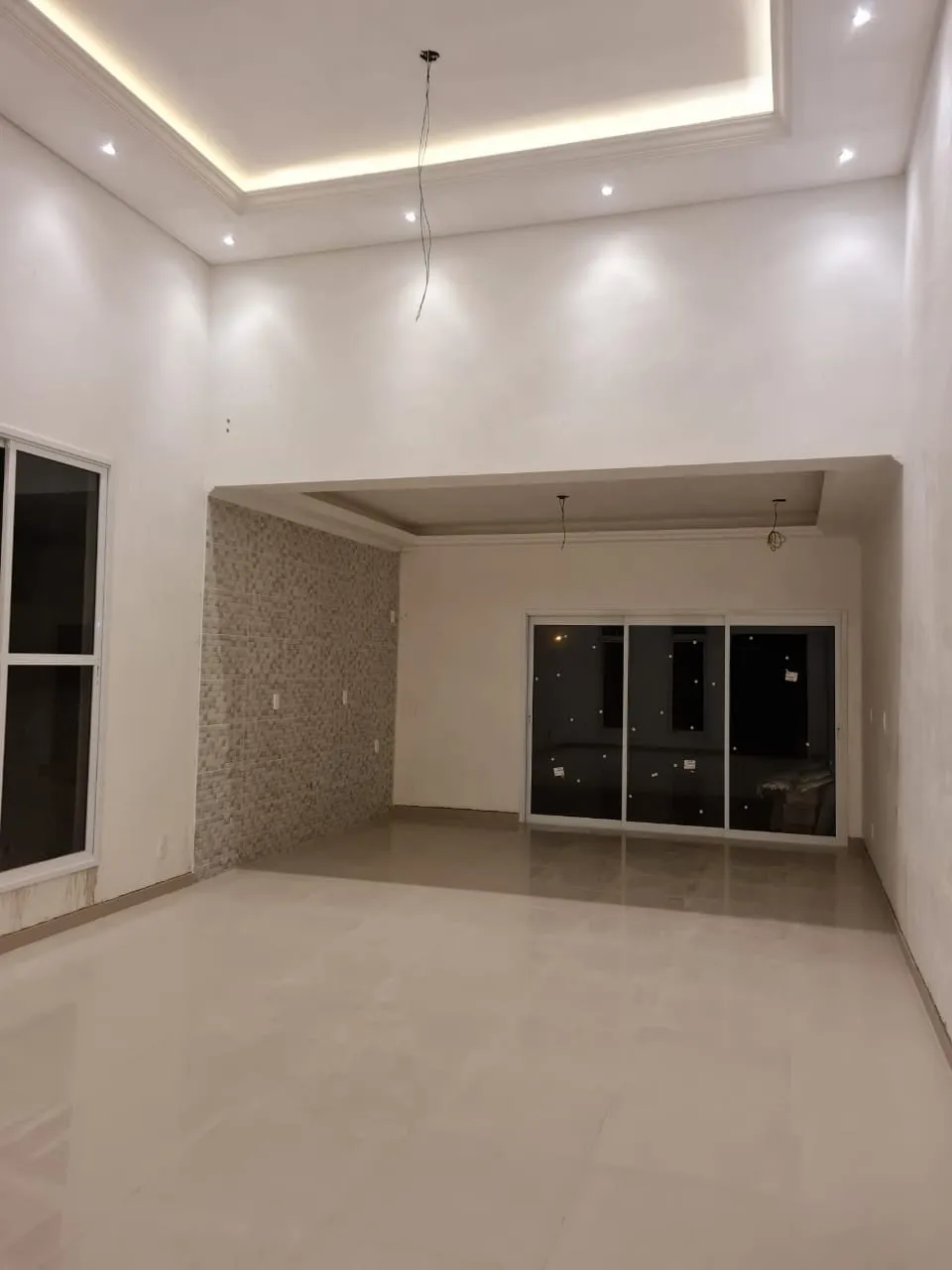 Foto do imóvel Casa à venda 2 Quartos, 1 Suite, 2 Vagas, 300M², Condomínio Terra do Vale, Caçapava - SP