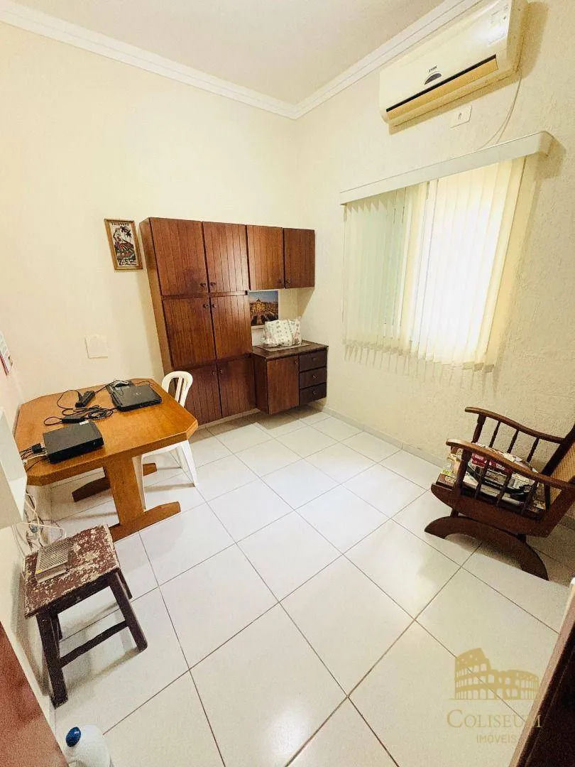Imagem Casa com 4 dormitórios à venda, 210 m² por R$ 1.550.000,00 - Tupi - Praia Grande/SP