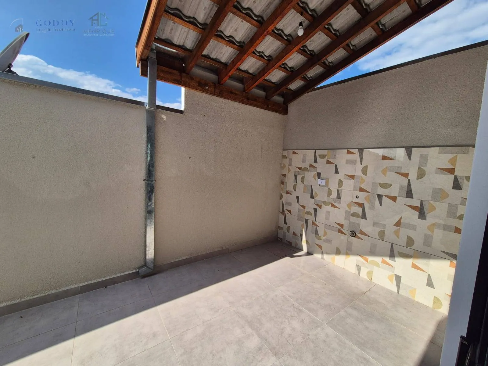 Imagem Conforto e Estilo: Casa Térrea com Piscina no Flamboyant