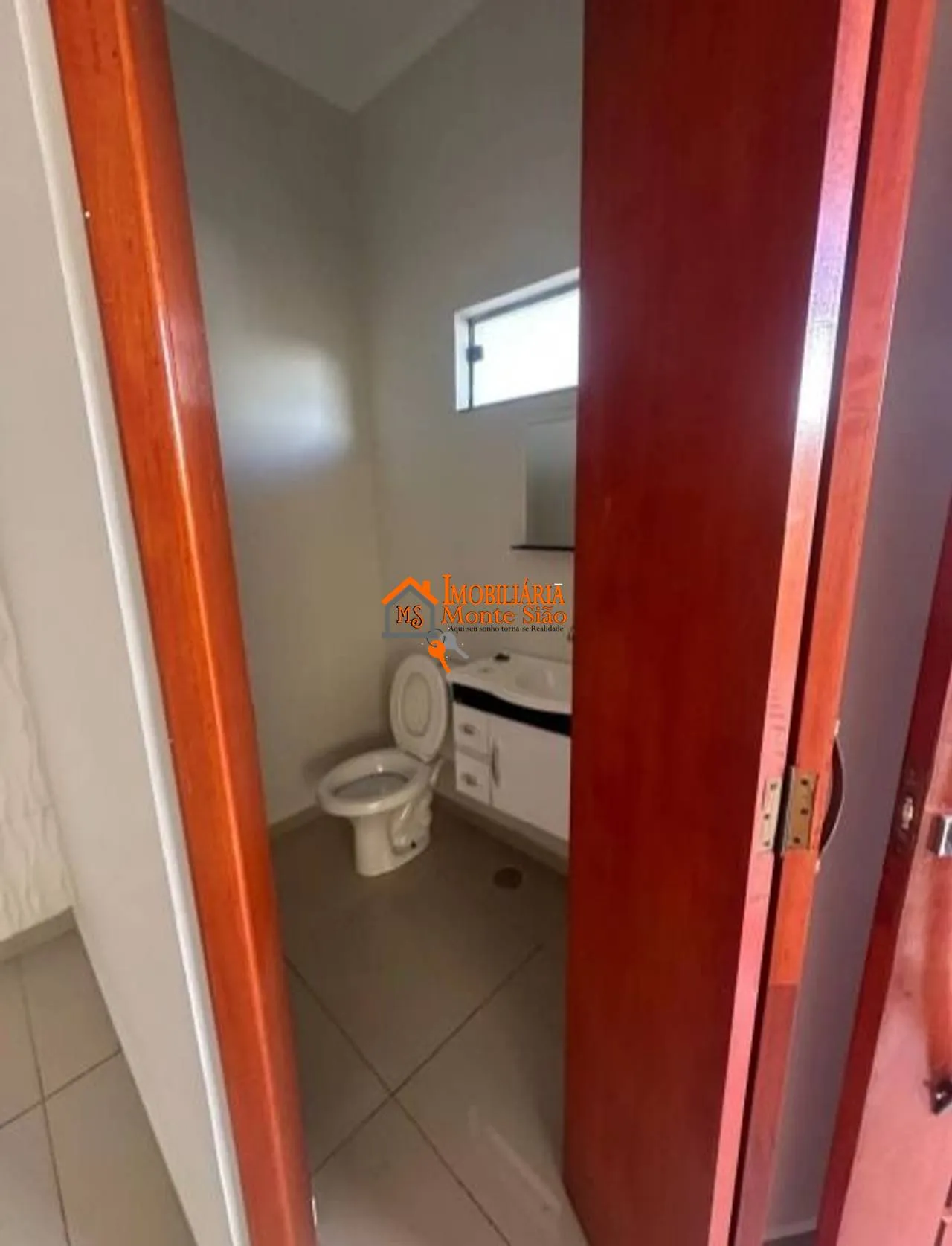Imagem Casa com 2 dormitórios à venda, 175 m² por R$ 658.000,00 - Carmela III - Guarulhos/SP