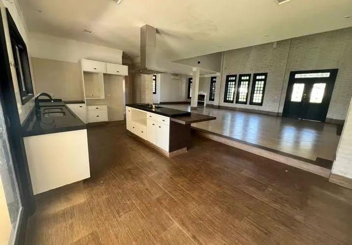 Imagem MEGA OPORTUNIDADE | Casa Alto Padrão no Fazenda Imperial por R$ 2.490.000