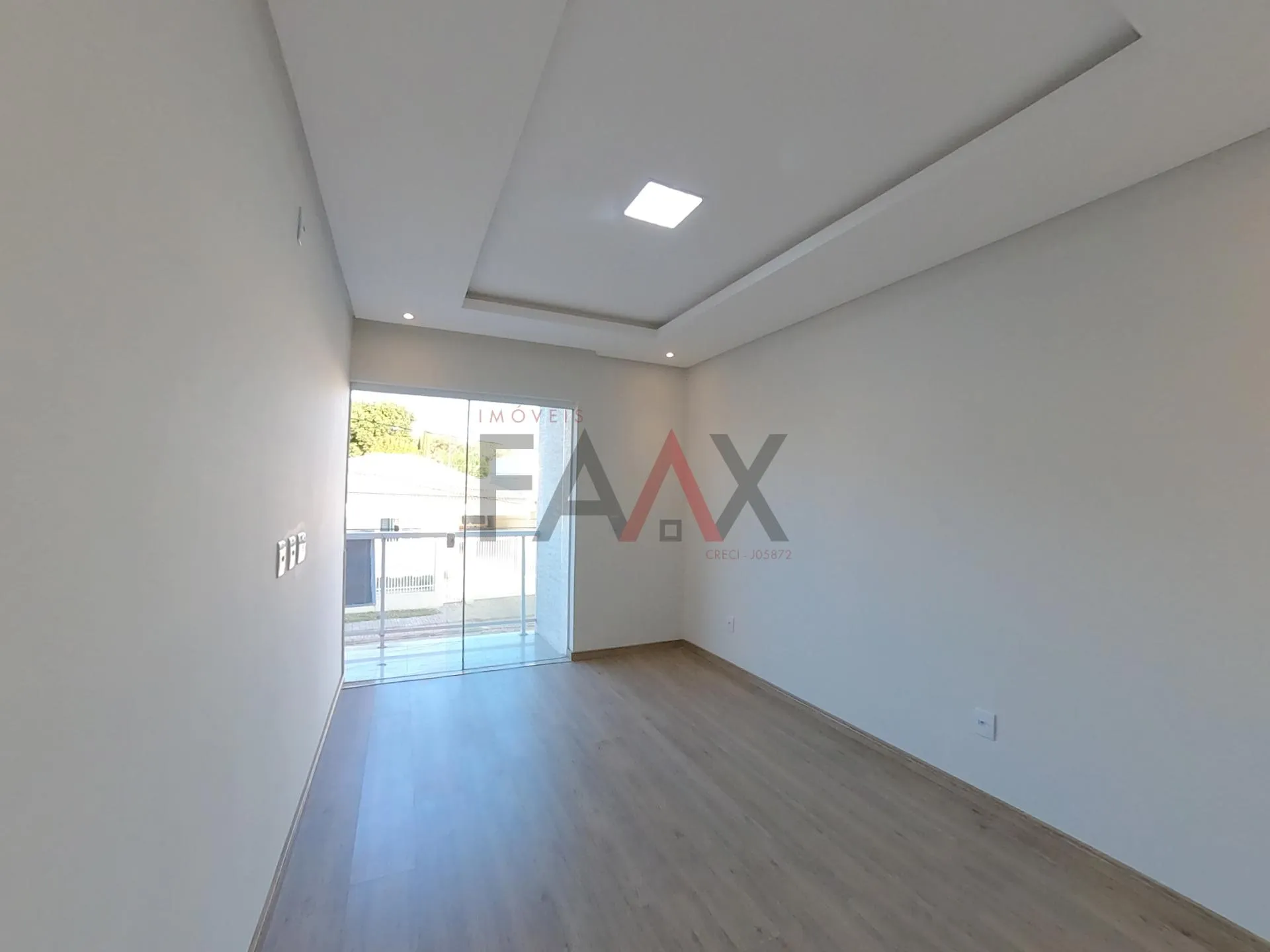 Imagem Sobrado com 3 dormitórios à venda,125.81 m², DOS ESTADOS, GUARAPUAVA - PR