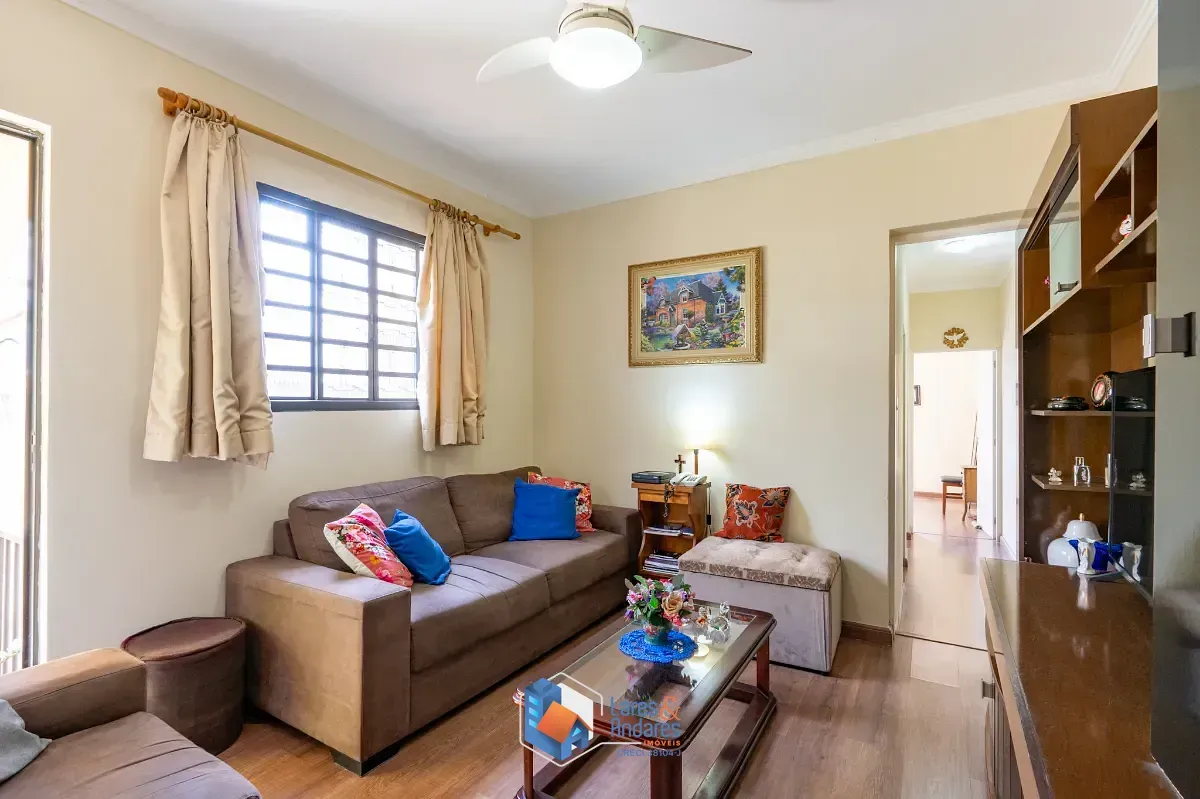 Imagem Casa para venda em Jardim das Palmas com 3 quartos, 168m²
