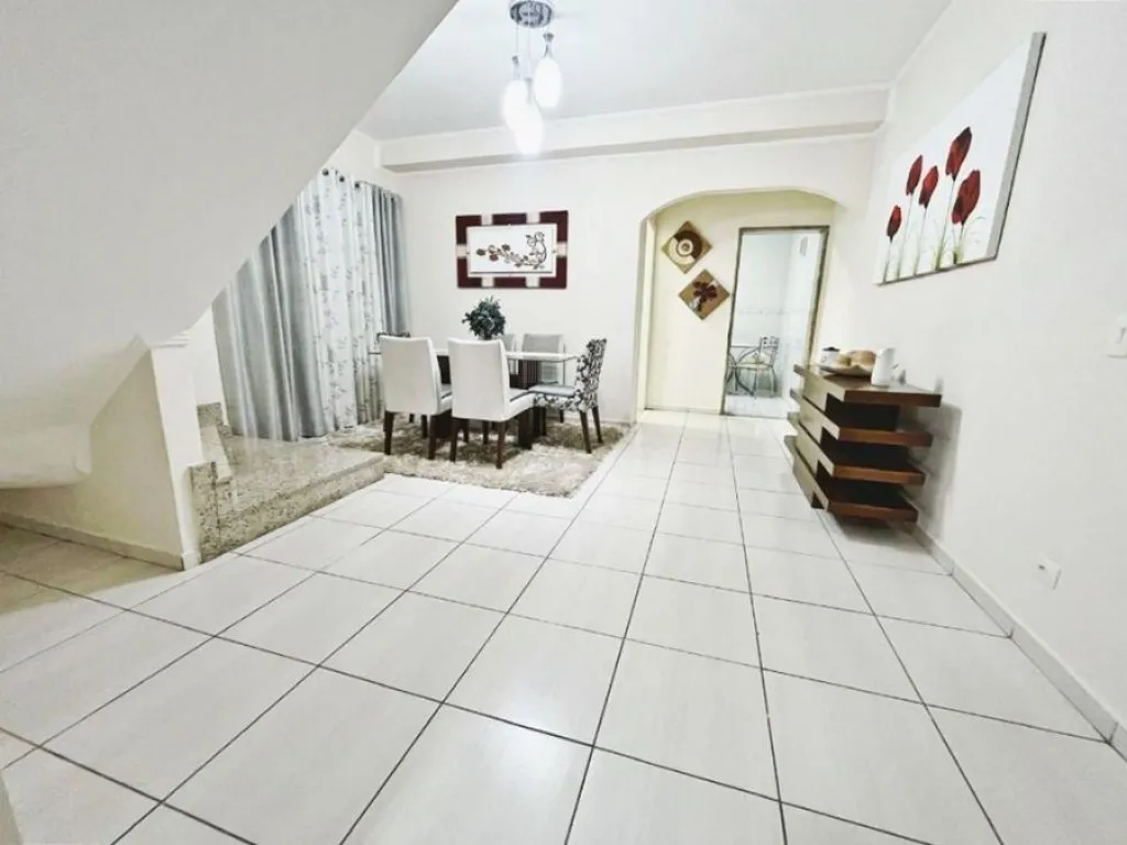 Imagem CASA COM 130,00 m² - BOQUEIRÃO - PRAIA GRANDE SP