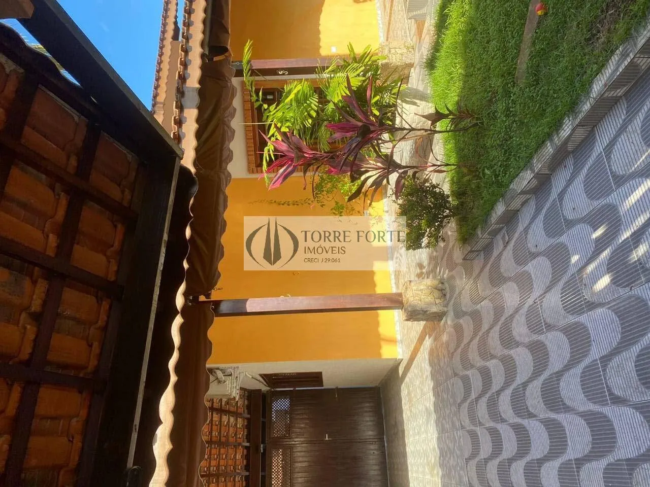 Imagem Bela Casa com 3 Dormitórios no Jardim das Palmeiras