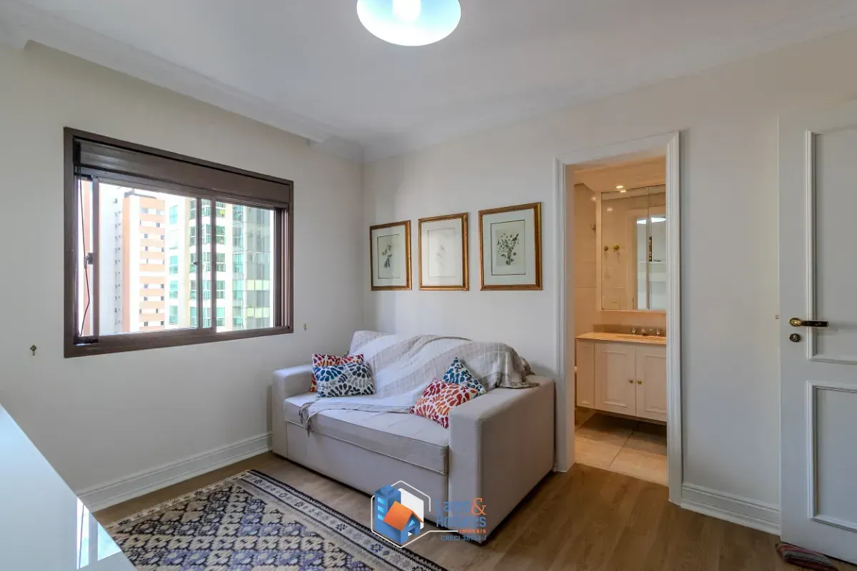 Imagem Apartamento para venda em Campo Belo com 4 quartos, sendo 4 suítes, 178m²
