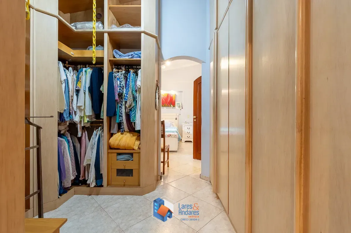 Imagem Casa para venda em Planalto Paulista com 2 quartos, sendo 2 suítes, 230m²