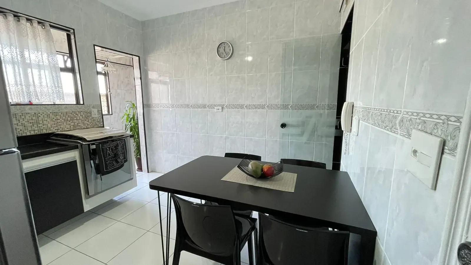 Imagem Apartamento com 2 Quartos à Venda, 93 m² em Marapé - Santos