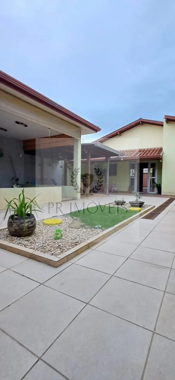 Foto do imóvel Imperdível Casa à Venda em Araraquara-SP, Jardim Imperador: 3 Quartos, 1 Suíte, 1 Sala, 2 Vagas, 231,38m²!