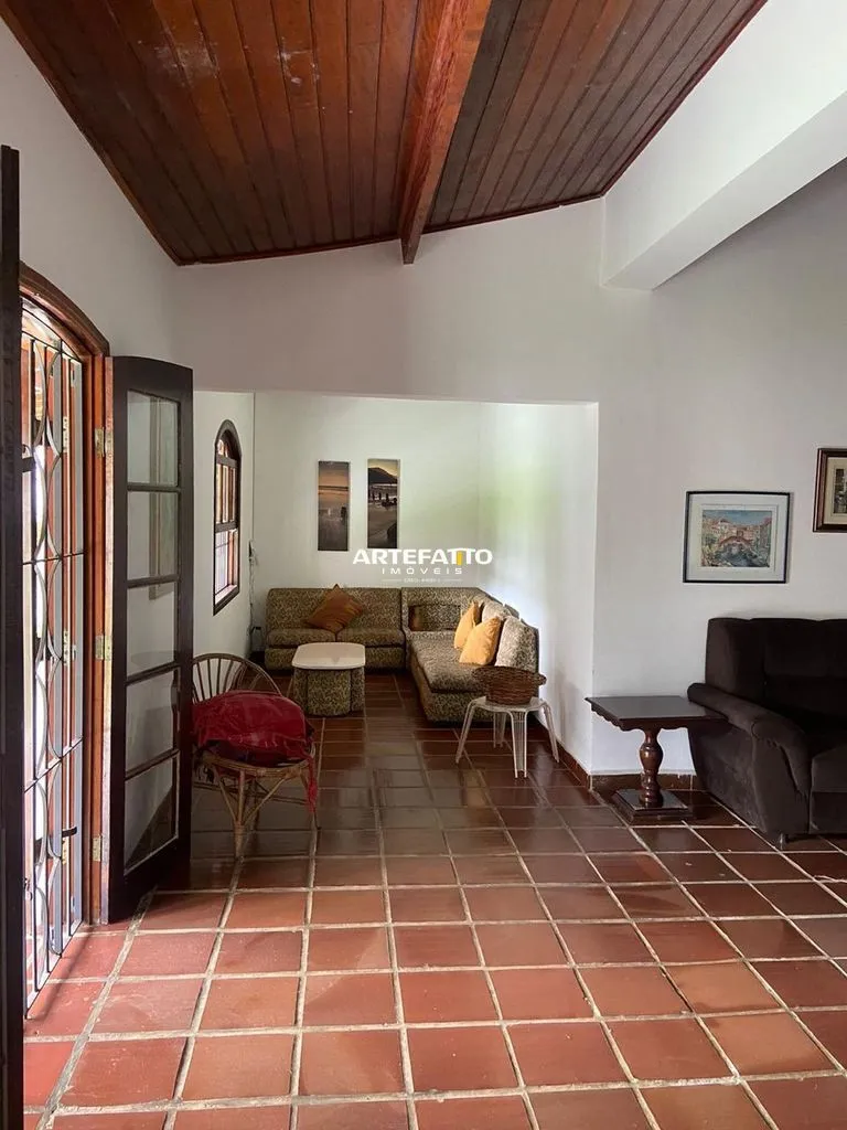 Imagem Casa à venda em Ubatuba, Toninhas, com 5 quartos, 244m2