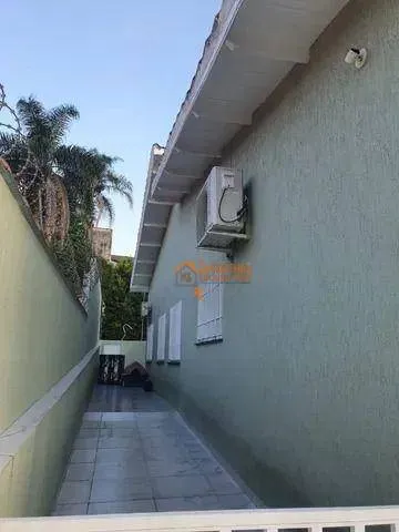 Imagem Casa com 3 dormitórios à venda, 520 m² por R$ 2.130.000,00 - Vila Rosália - Guarulhos/SP