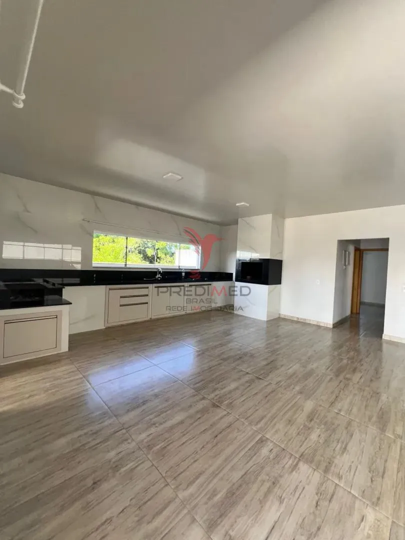 Imagem CASA ALTO PADRÃO EM ITAJUBÁ Á 800 METROS DO MAR