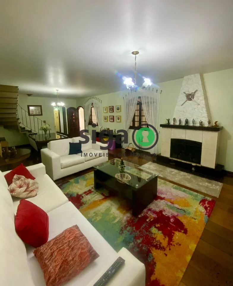 Foto do imóvel IMPERDÍVEL_PREÇO ABAIXO DO MERCADO_CASA 3 DORMITÓRIOS PRÓXIMO AO METRÔ