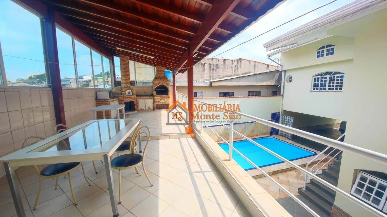 Imagem Sobrado com 3 dormitórios à venda, 307 m² por R$ 1.800.000,00 - Jardim Santa Mena - Guarulhos/SP
